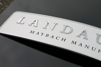 Mitarbeiter Embleme Produktionsmitarbeiter Embleme